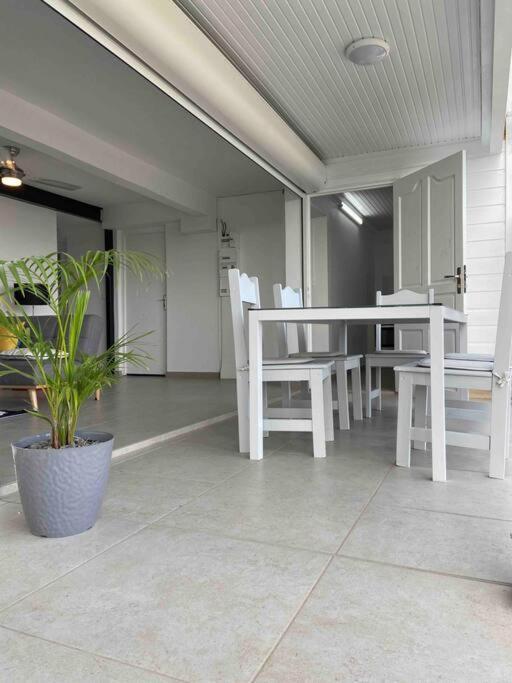 Villa Bahia - Appt F3 Vue Mer Et Montagne Baillif ภายนอก รูปภาพ